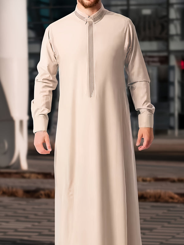 ثوب عربي رجالي كاجوال – رمادي فاتح مع خطوط سوداء أنيقة