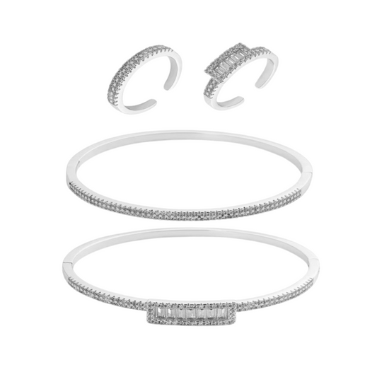  طقم نسائي ملفت بلون فضي - Ebuy.sa