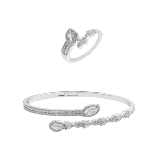  طقم نسائي فاخر بلون فضي - Ebuy.sa