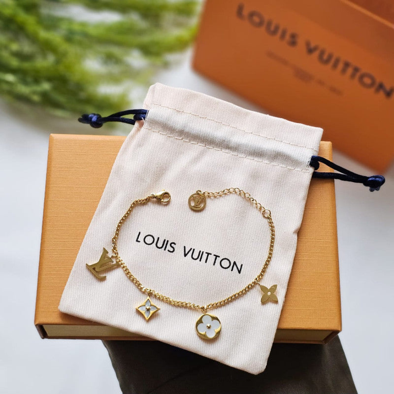 اسوارة انيقة من ماركة الفي LV - Ebuy.sa