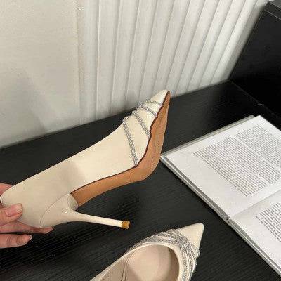 حذاء نسائي أبيض اللون - Ebuy.sa