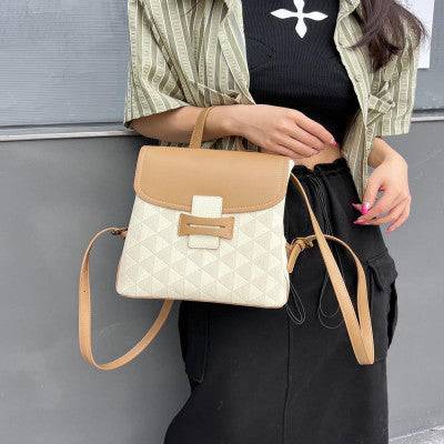 شنطة ظهر جلد باللون البني والبيج - Ebuy.sa