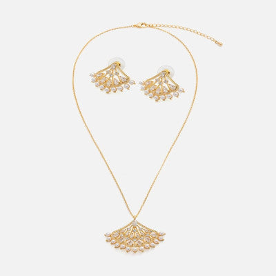‎ طقم نسائي فاخر باللون الذهبي - Ebuy.sa