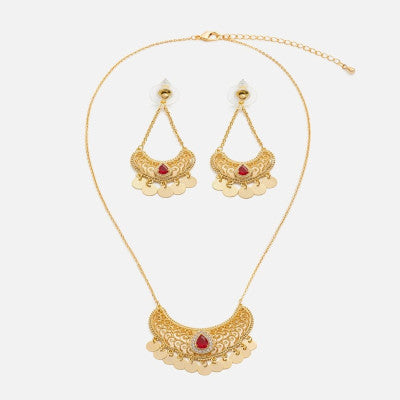 ‎ طقم نسائي مميز باللون الذهبي - Ebuy.sa