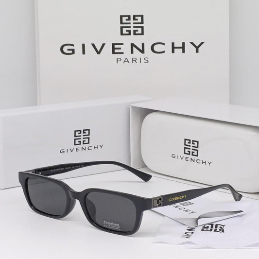 نظاره شمسية من ماركة جيفنشي