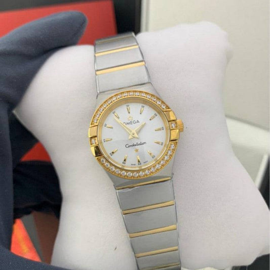 ساعة نسائية فآخرة من ماركه أوميغا - Ebuy.sa