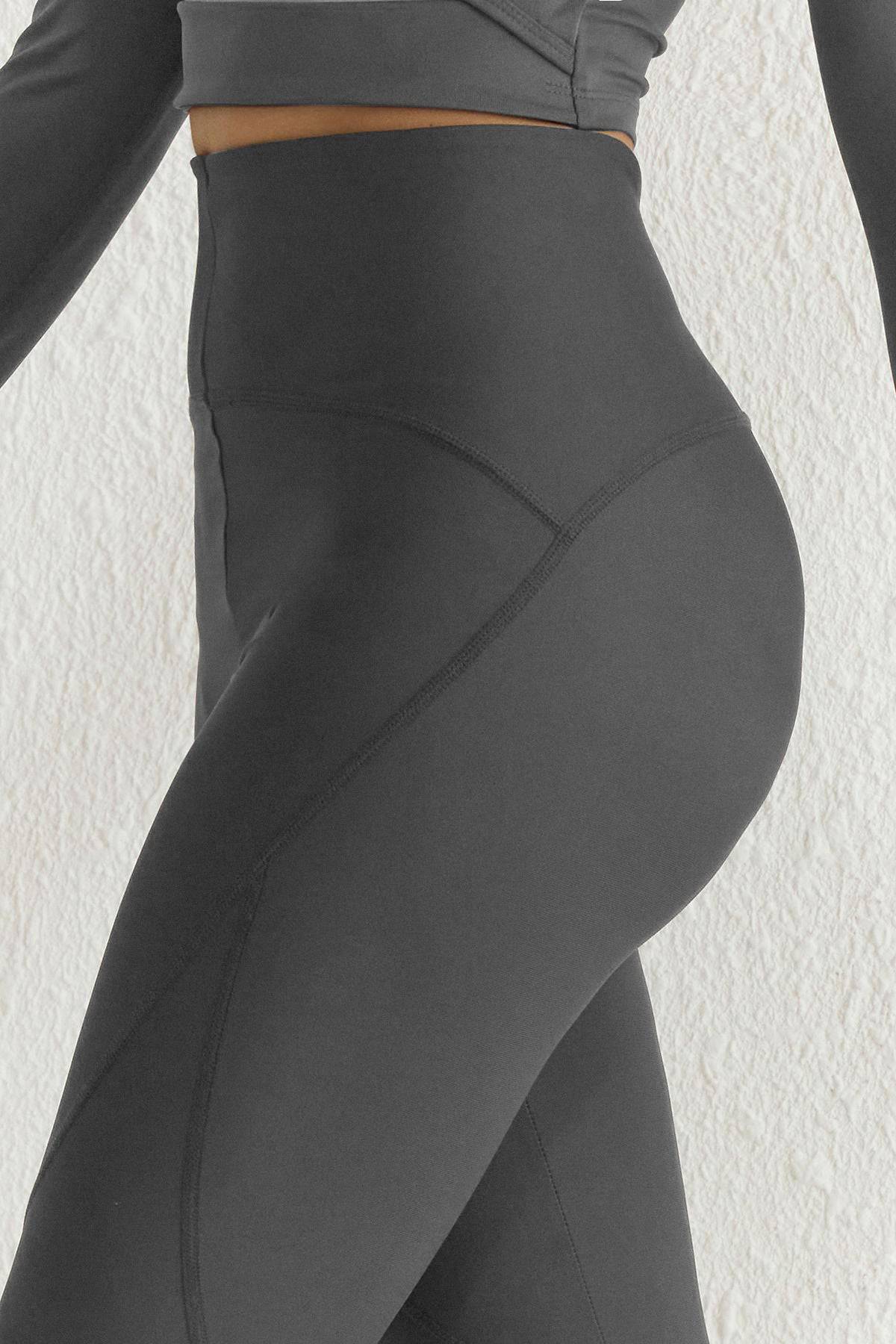 https://cdn.dsmcdn.com/ty1629/product/media/images/prod/PIM/20250127/08/3e6b2fd6-c203-4fa6-a32e-0b57492a6ec2/1_org_zoom.jpg