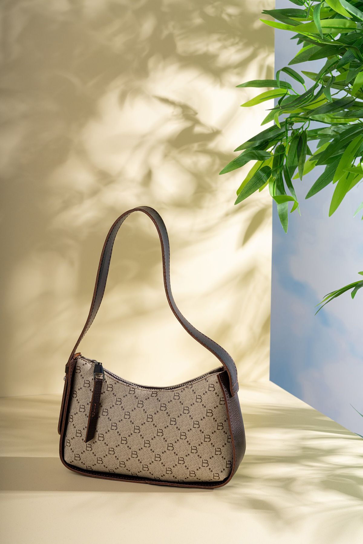 https://cdn.dsmcdn.com/ty1408/product/media/images/prod/QC/20240708/11/5c67fa25-3b23-3347-a6ed-b84a8b1228fe/1_org_zoom.jpg