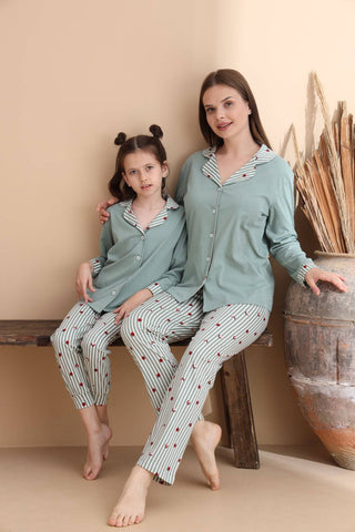 https://cdn.dsmcdn.com/ty1727/prod/QC_PREP/20250813/17/0a5b7d59-bdb4-3149-9f78-5c208dce6157/1_org_zoom.jpg