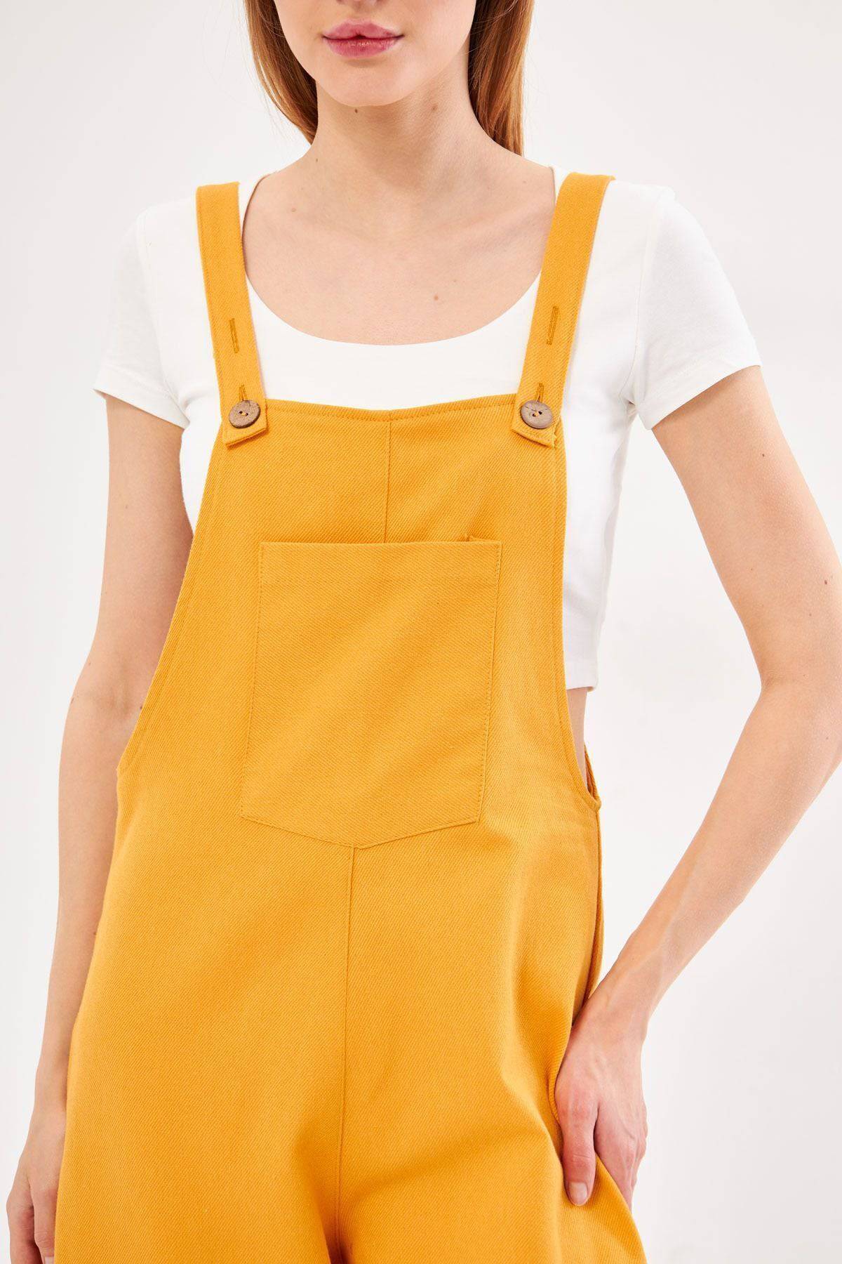 https://cdn.dsmcdn.com/ty1458/product/media/images/prod/QC/20240802/17/4a4668c7-6616-3249-a95b-aedb0b01d0f1/1_org_zoom.jpg