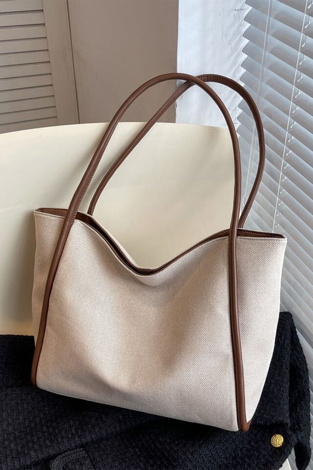 https://cdn.dsmcdn.com/ty1349/product/media/images/prod/QC/20240604/10/cad8f1b5-33ae-3b2b-934e-e460a59e45e5/1_org_zoom.jpg