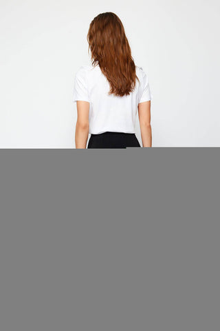 https://cdn.dsmcdn.com/ty1198/product/media/images/prod/PIM/20240308/16/e2bbe1e4-54fa-4231-8d28-59f2c2edc2b3/1_org_zoom.jpg
