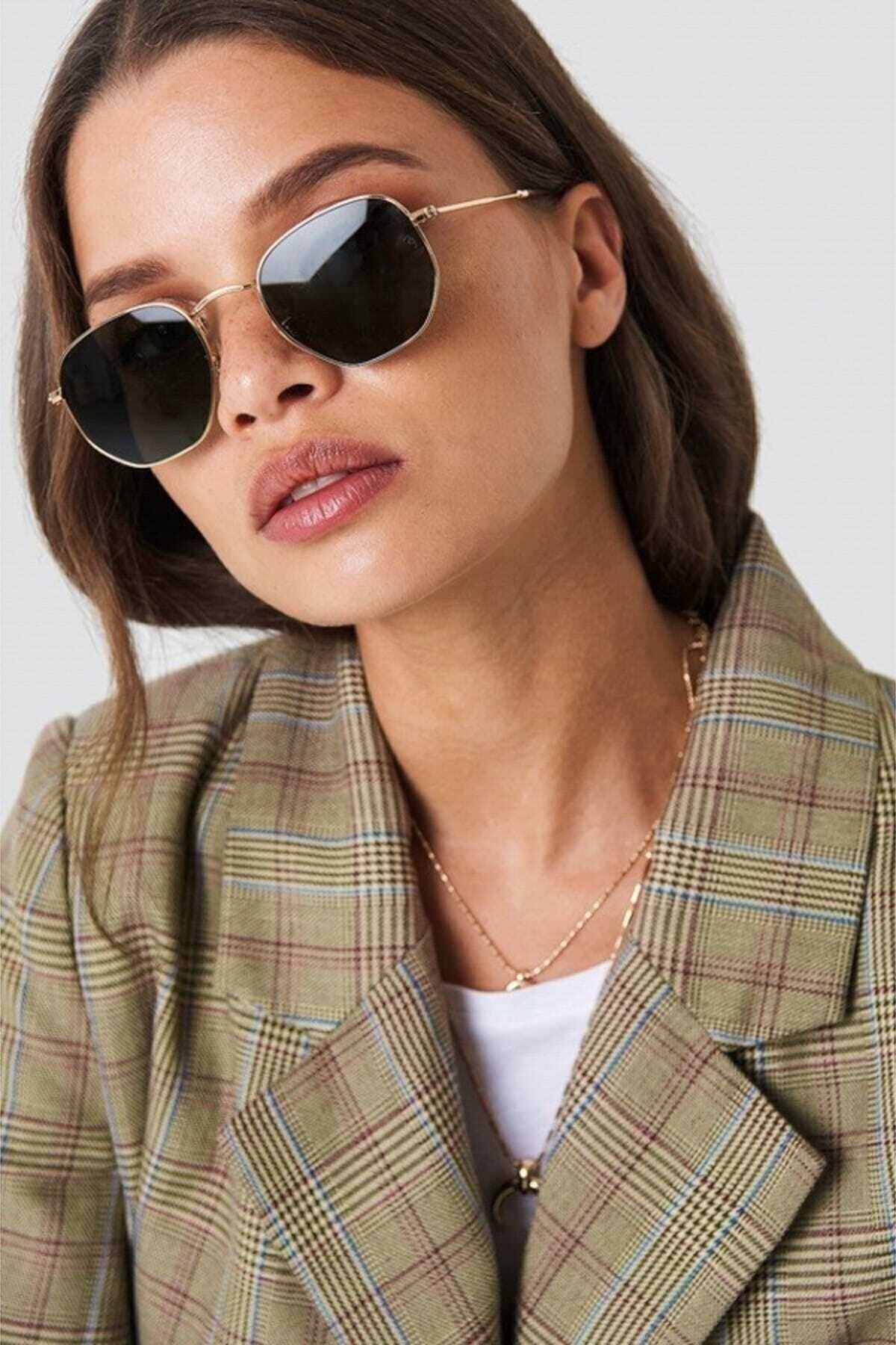 https://cdn.dsmcdn.com/ty1536/product/media/images/prod/QC/20240911/15/2ddf545d-e214-3183-8035-cb702d507d92/1_org_zoom.jpg