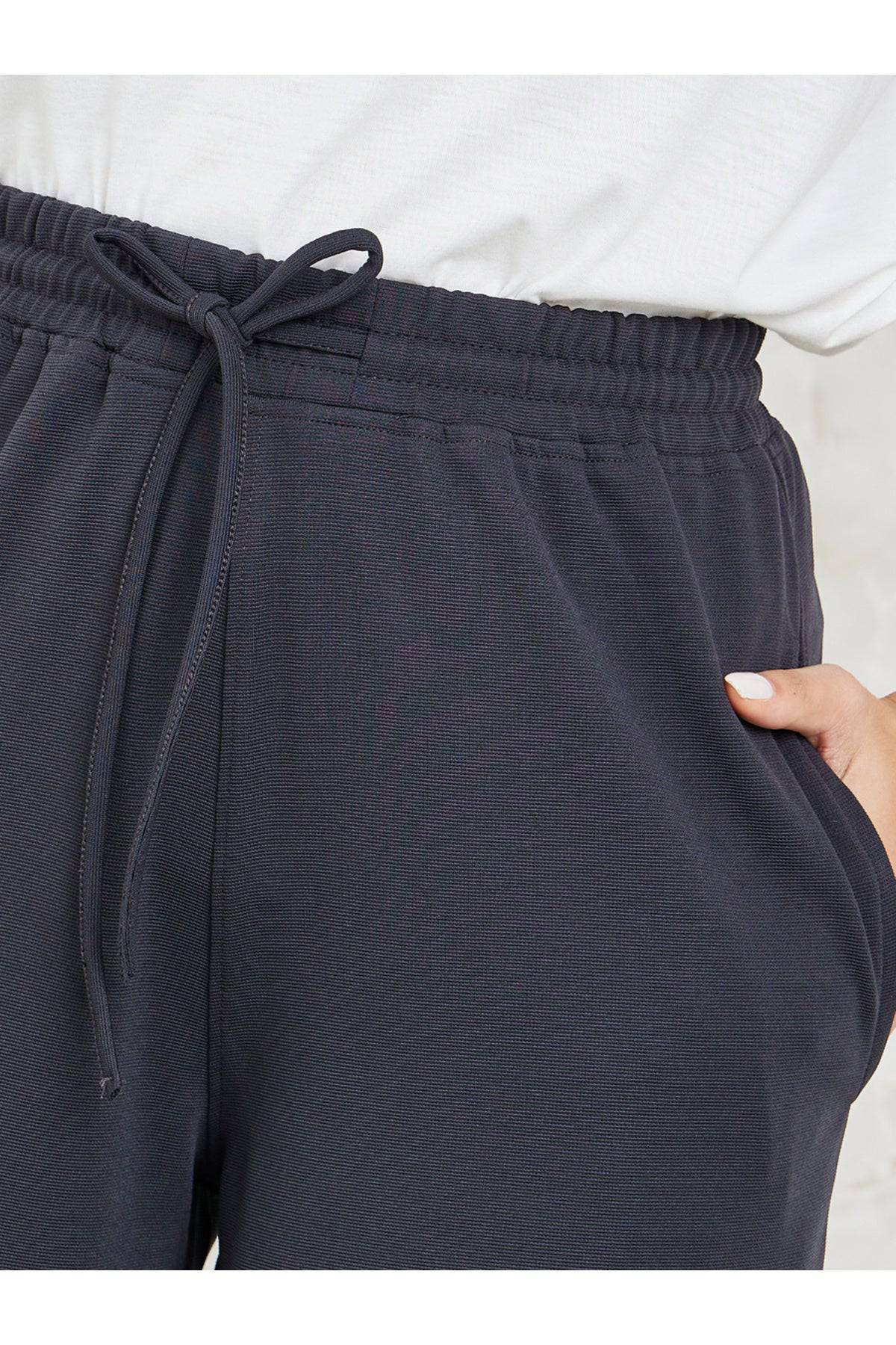 https://cdn.dsmcdn.com/ty1324/product/media/images/prod/QC/20240521/21/a7e1591e-2d00-3761-be08-449148e490c0/1_org_zoom.jpg
