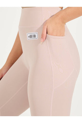 https://cdn.dsmcdn.com/ty1515/product/media/images/prod/QC/20240901/17/ef93fd8c-0134-33b0-9cec-ee23ece4bd03/1_org_zoom.jpg