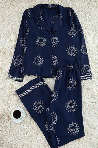 https://cdn.dsmcdn.com/ty1504/product/media/images/prod/PIM/20240827/08/8e77526a-8ae5-4cac-bae1-b329630cd273/1_org_zoom.jpg
