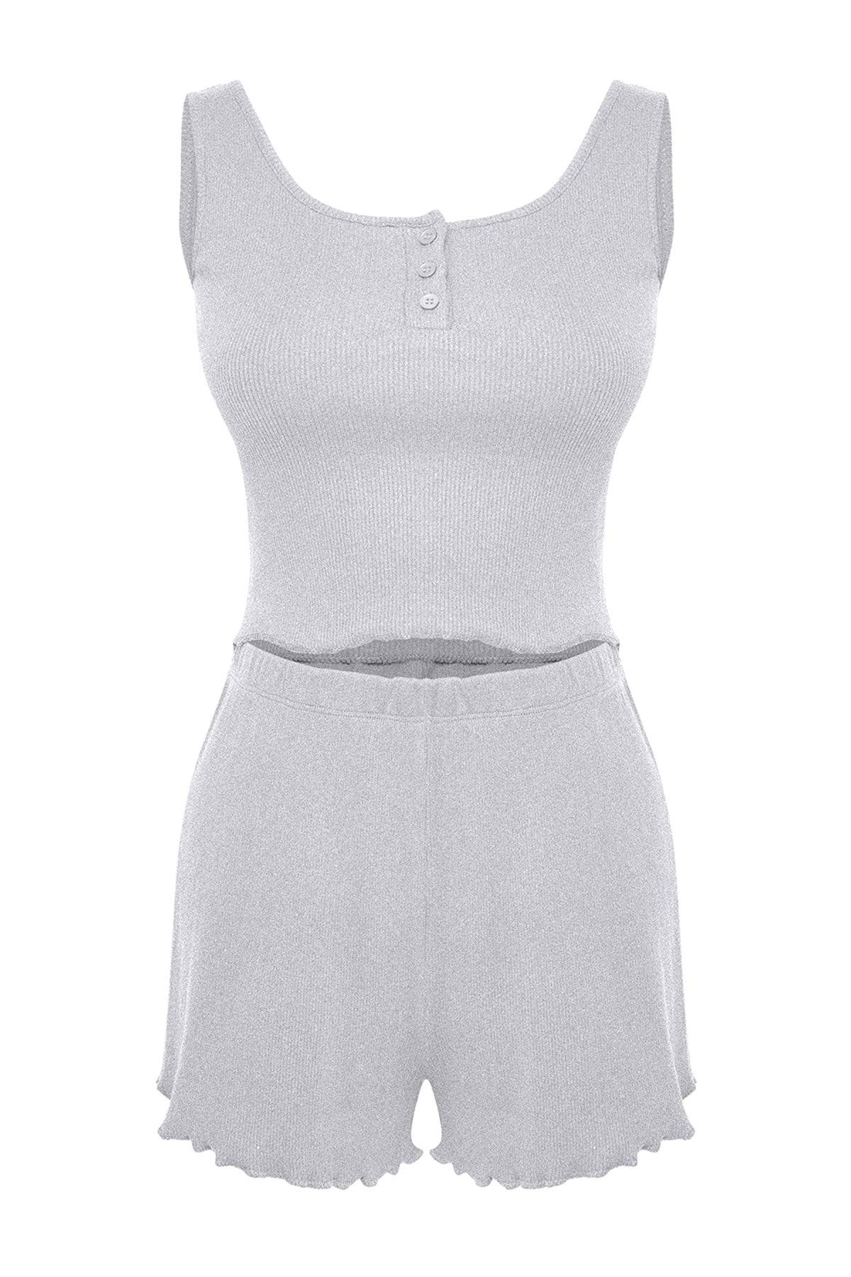 https://cdn.dsmcdn.com/ty1365/product/media/images/prod/PIM/20240614/20/d404f73a-56c3-4f56-ac0f-4d005e8727b9/1_org_zoom.jpg