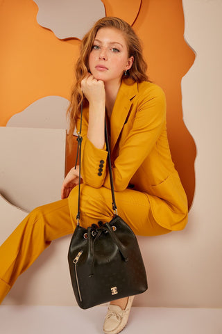 https://cdn.dsmcdn.com/ty1451/product/media/images/prod/PIM/20240731/11/9c92971e-2d81-4f88-86b8-16e7a2ac7f67/1_org_zoom.jpg