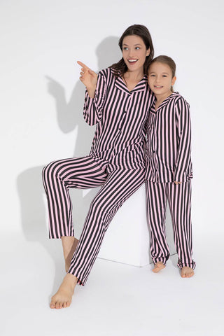 https://cdn.dsmcdn.com/ty1151/product/media/images/prod/SPM/PIM/20240129/10/19f3df6d-5205-399b-951b-5fba7bbb703b/1_org_zoom.jpg