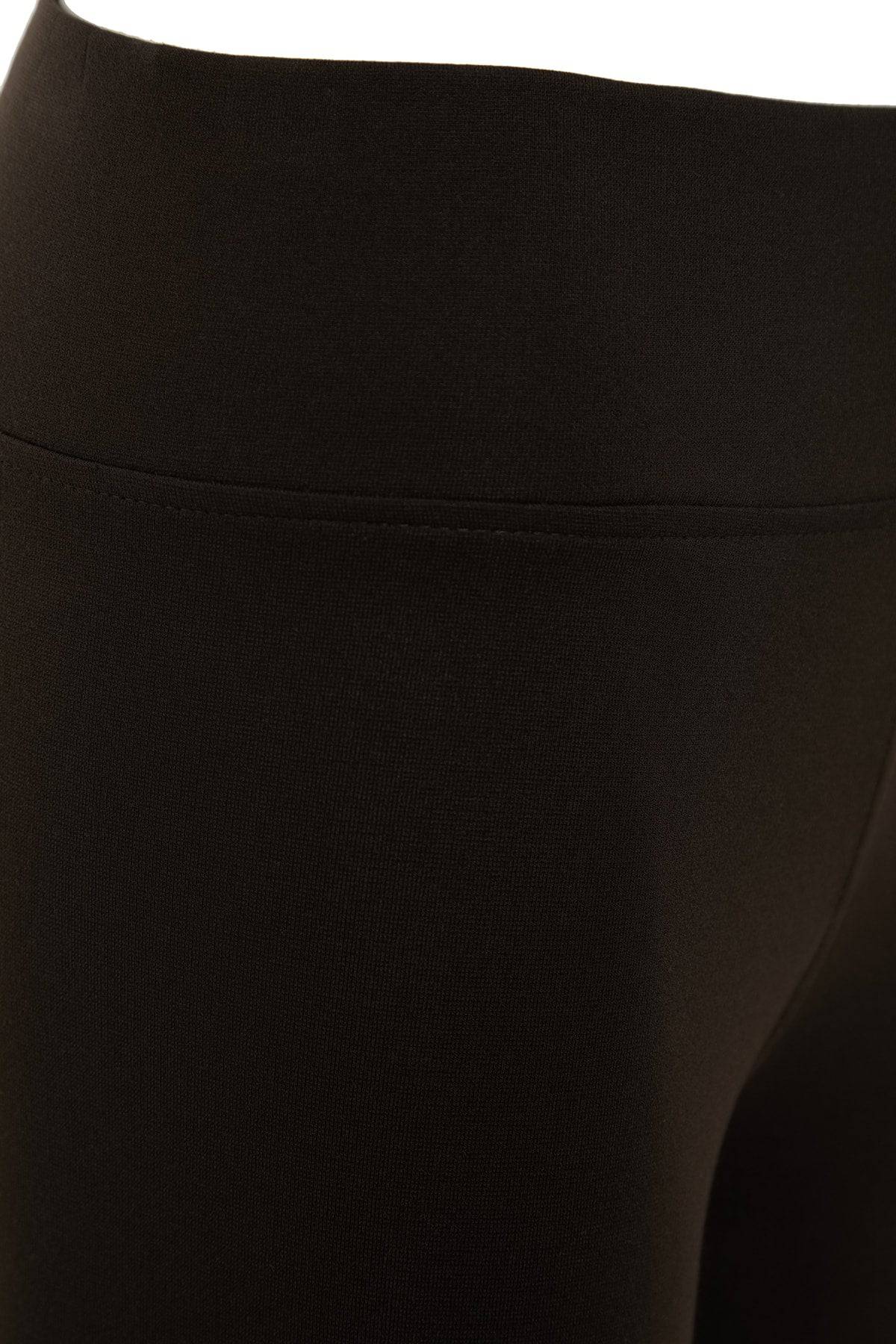https://cdn.dsmcdn.com/ty405/product/media/images/20220421/10/95791763/81121367/3/3_org_zoom.jpg