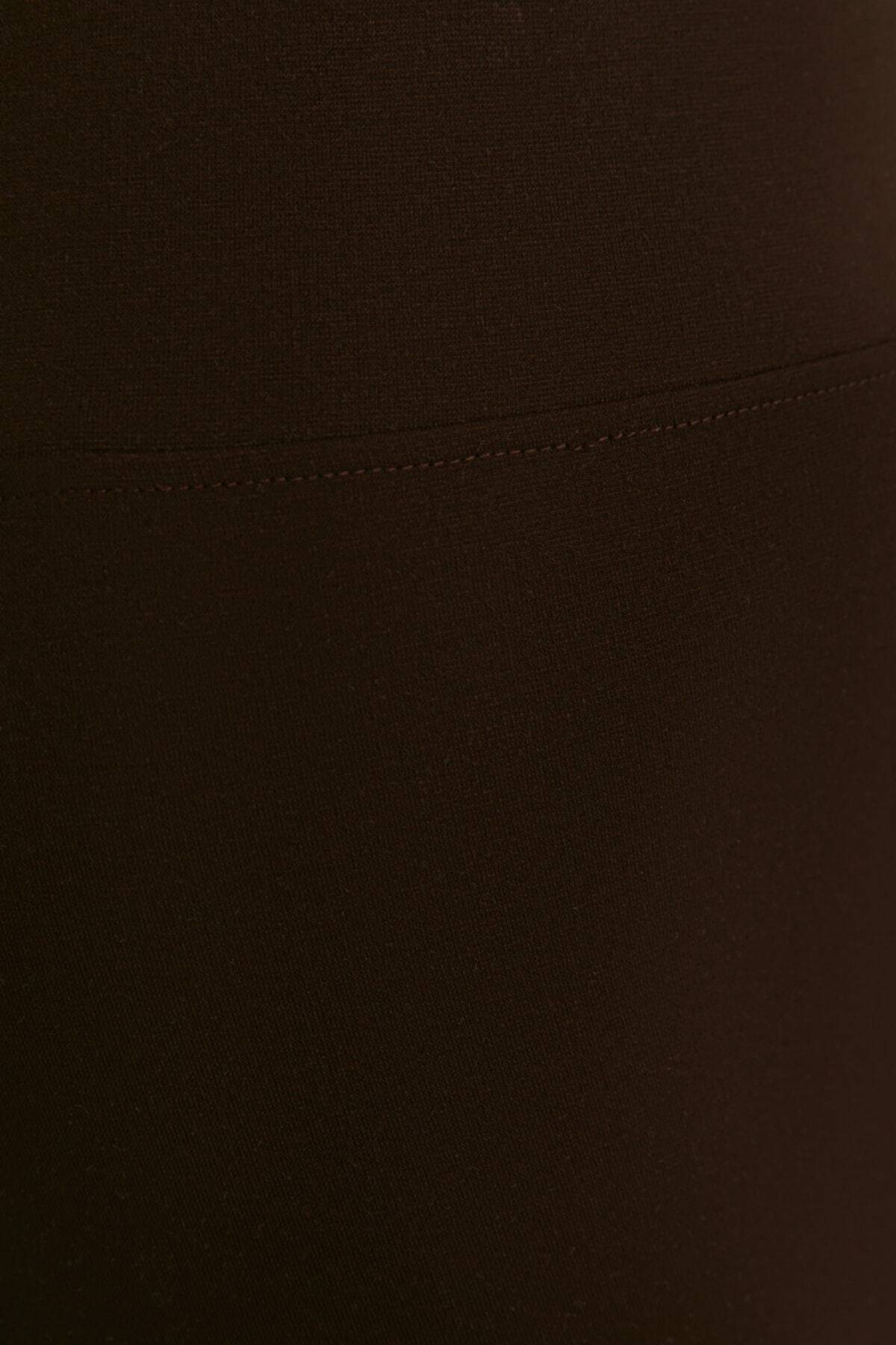 https://cdn.dsmcdn.com/ty359/product/media/images/20220311/20/68145073/322300800/5/5_org_zoom.jpg