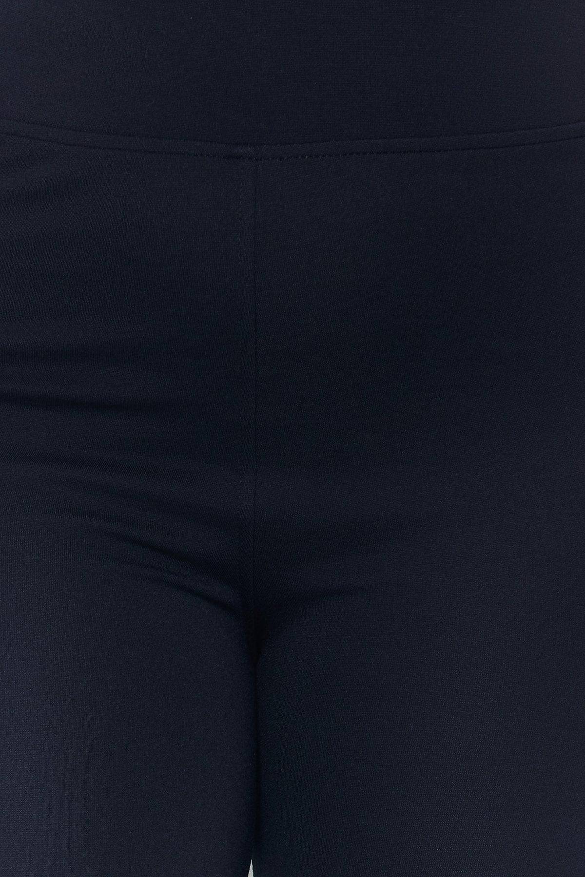 https://cdn.dsmcdn.com/ty951/product/media/images/20230615/17/385917970/322300775/5/5_org_zoom.jpg