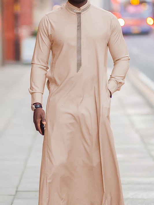 ثوب عربي رجالي كاجوال – رمادي فاتح مع خطوط سوداء أنيقة - Ebuy.sa